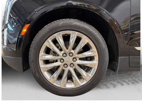 Used 2019 Cadillac XT5 Platinum AWD/4WD image 53