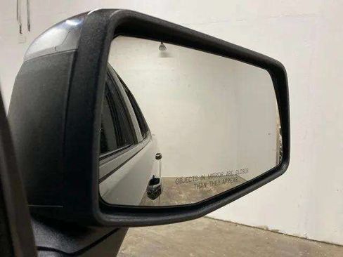 Used 2025 Chevrolet Silverado 1500 LT AWD/4WD image 93