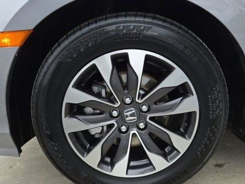 Used 2024 Honda Odyssey EX-L image 9