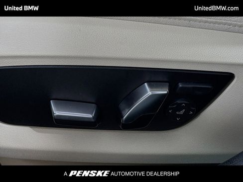 Used 2023 BMW 530i image 4