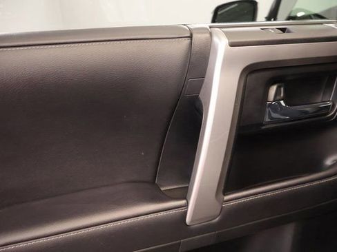 Used 2024 Toyota 4Runner SR5 AWD/4WD image 28