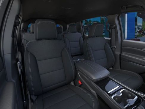 New 2026 Chevrolet Traverse LT w/ Driver Confidence Package AWD/4WD image 16
