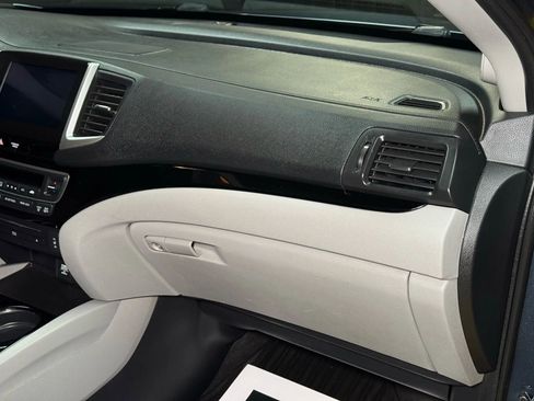 Used 2016 Honda Pilot Touring image 55