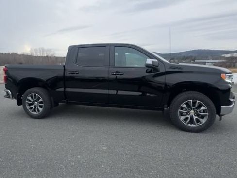 New 2026 Chevrolet Silverado 1500 LT w/ Z71 Off-Road Package AWD/4WD image 9
