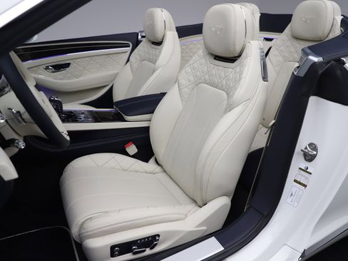 Certified 2020 Bentley Continental GT First Edition image 26