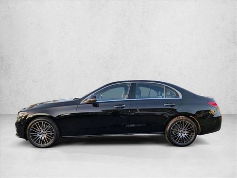 Used 2025 Mercedes-Benz C 300 Sedan image 9