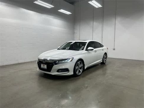 Certified 2019 Honda Accord Touring image 1