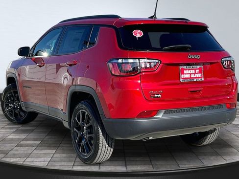 New 2026 Jeep Compass Latitude image 21