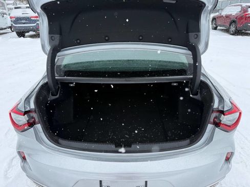 Used 2022 Acura TLX image 25