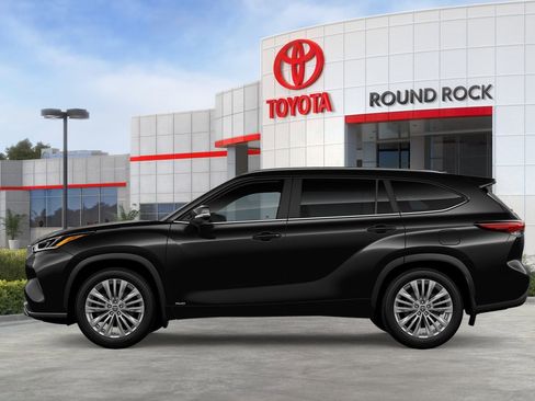 New 2026 Toyota Highlander Platinum image 4