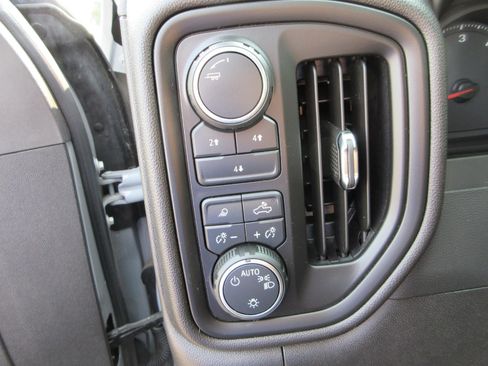 Certified 2025 Chevrolet Silverado 2500 Custom w/ Custom Value Package AWD/4WD image 11