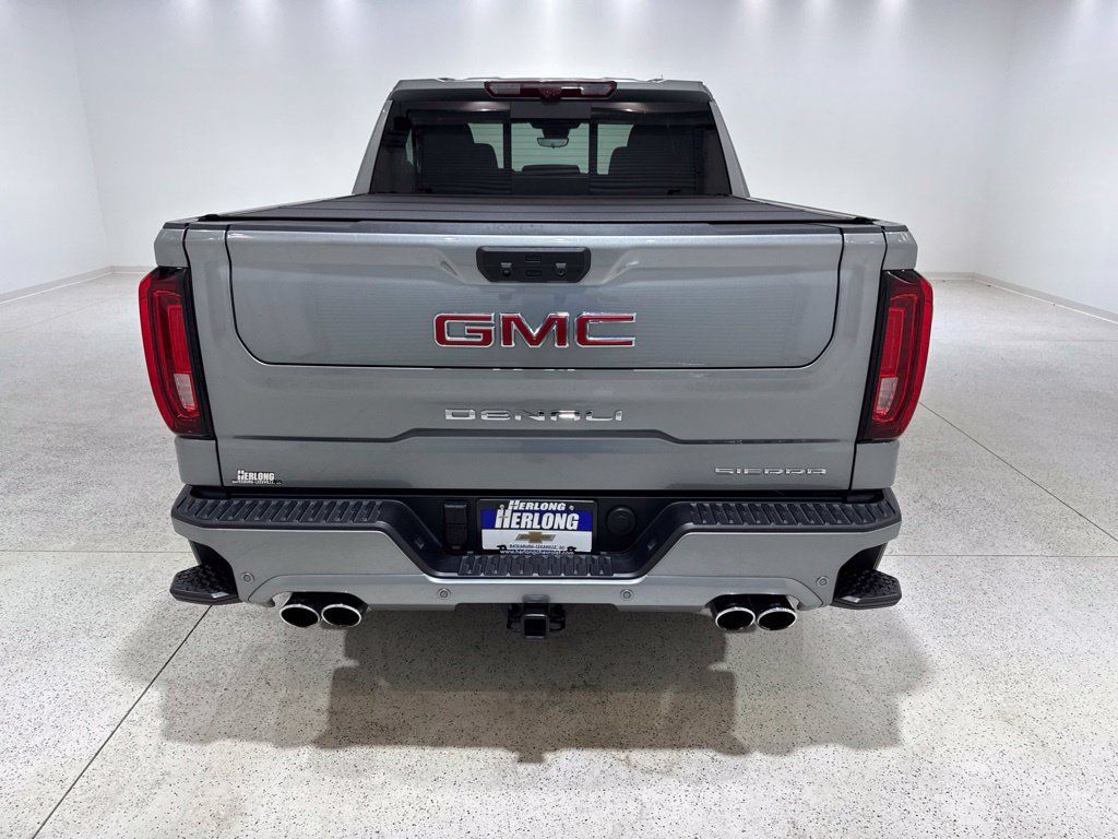 Used 2026 GMC Sierra 1500 Denali AWD/4WD image 4