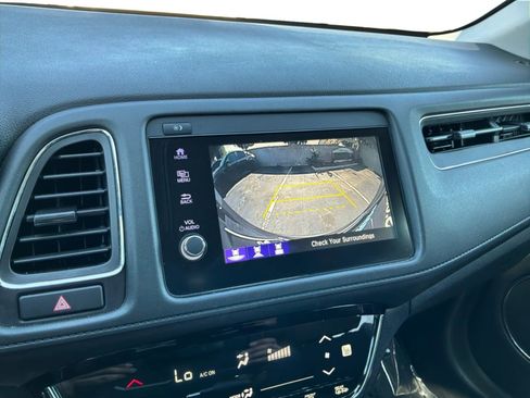 Used 2022 Honda HR-V EX image 13