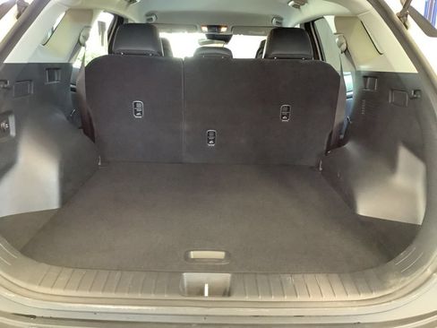 Used 2023 Kia Sportage EX AWD/4WD image 13