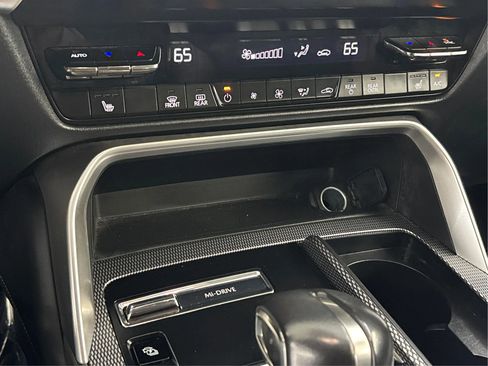 Used 2024 MAZDA CX-90 Plug-In Hybrid w/ Premium Pkg AWD/4WD image 39