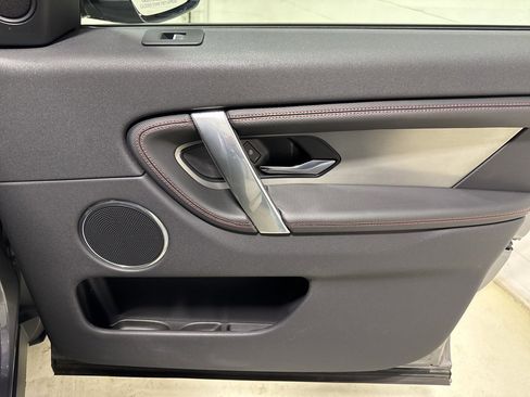 Used 2023 Land Rover Discovery Sport S R-Dynamic image 30