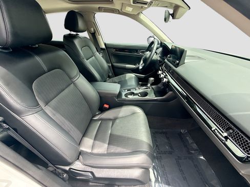 Certified 2024 Honda Civic EX-L image 30