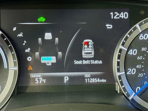 Used 2021 Toyota Highlander XLE AWD/4WD image 26