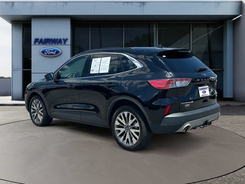 Used 2022 Ford Escape Titanium w/ Class II Trailer Tow Package AWD/4WD image 4