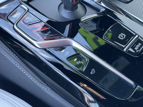 Certified 2023 BMW M5 w/ Competition Package image 23