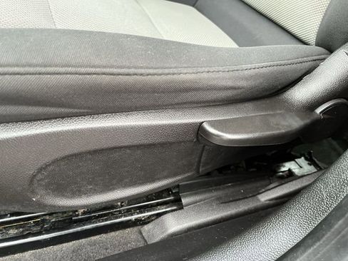 Used 2014 Chevrolet Cruze LS image 16