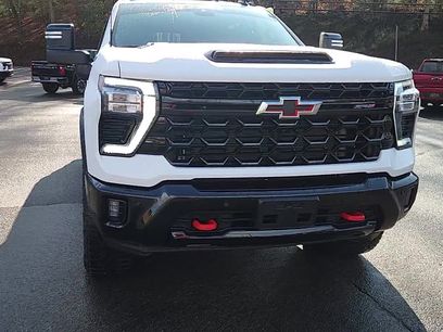 Used 2025 Chevrolet Silverado 2500 ZR2 w/ Technology Package
