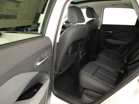 New 2026 Audi Q3 quattro 2.0T image 26