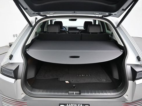 Used 2024 Hyundai Ioniq 5 Limited image 10