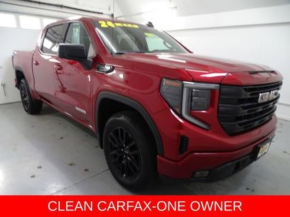 Used 2024 GMC Sierra 1500 Elevation w/ Preferred Package