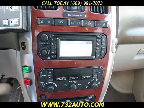 Used 2006 Chrysler Town & Country Limited w/ Trailer Tow Prep Group image 30