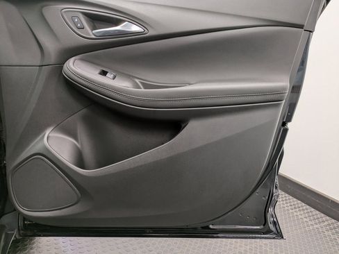 Used 2022 Buick Encore GX Essence w/ Advanced Technology Package image 27