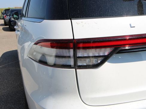 Used 2025 Lincoln Aviator Reserve w/ Equipment Group 201A AWD/4WD image 14