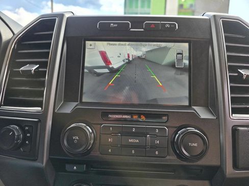 Used 2018 Ford F150 XLT w/ Equipment Group 302A Luxury image 8