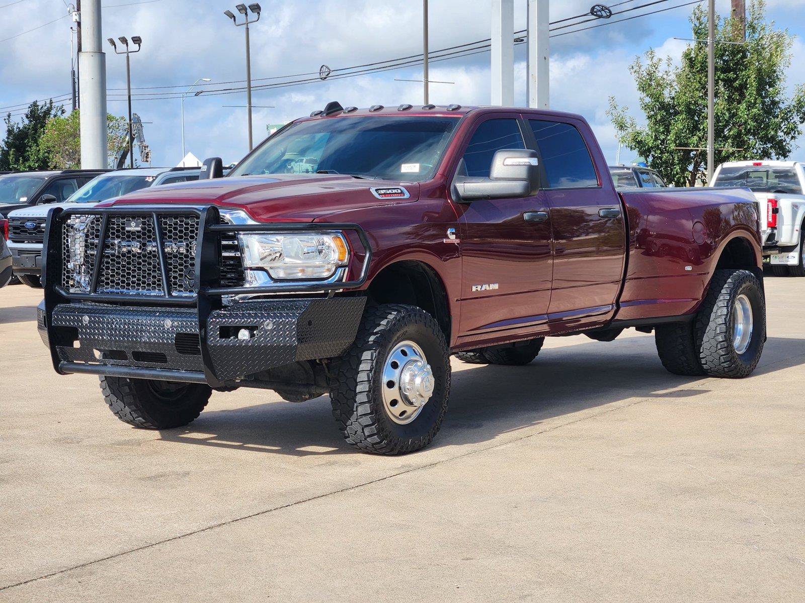Used 2024 RAM 3500 Big Horn w/ Protection Group AWD/4WD image 3