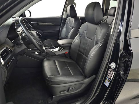 Used 2021 Kia Telluride EX w/ EX Premium Package AWD/4WD image 16