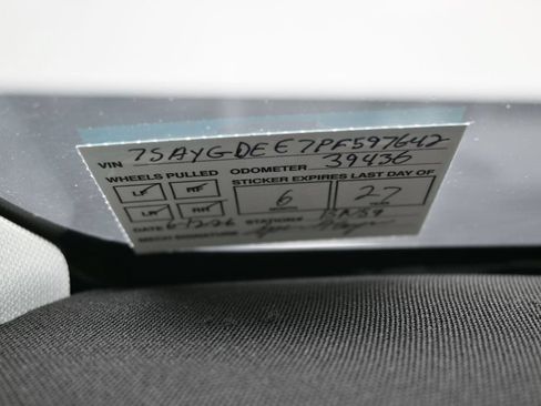Used 2023 Tesla Model Y Long Range AWD/4WD image 13