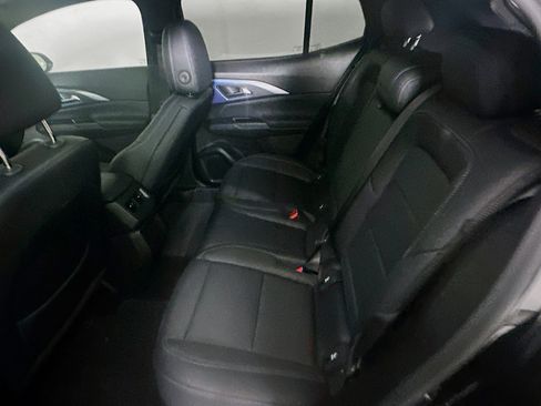 Used 2025 Chevrolet Equinox EV LT w/ Convenience Package image 27