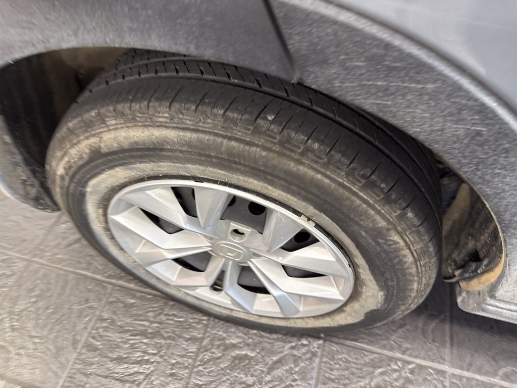 Used 2024 Honda CR-V LX image 5