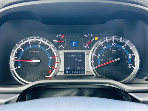 Used 2019 Toyota 4Runner Limited AWD/4WD image 15