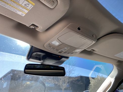 Used 2022 Ford Expedition Max XLT image 23