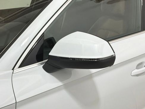 Used 2023 Audi Q5 2.0T Premium w/ Convenience Package image 26