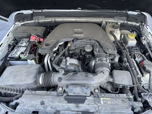 Used 2020 Jeep Wrangler Sport image 21