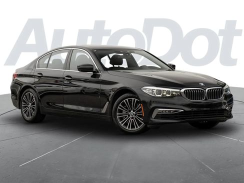 Used 2017 BMW 530i xDrive 530i xDrive Sedan 4D image 1