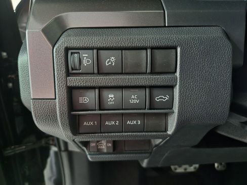 New 2026 Toyota Tacoma SR5 AWD/4WD image 17