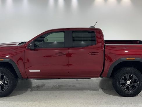 Used 2024 GMC Canyon Elevation w/ Convenience Package image 1