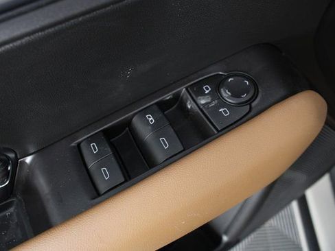 New 2026 GMC Canyon AT4 image 14