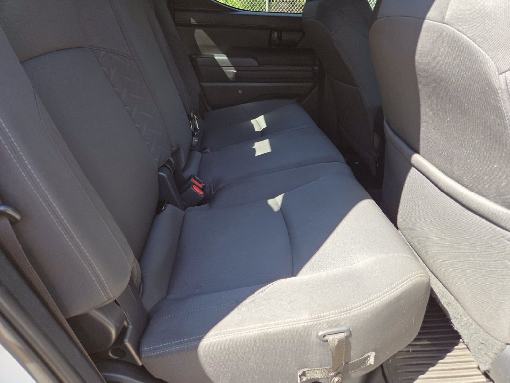 Certified 2024 Toyota Tacoma SR AWD/4WD image 17