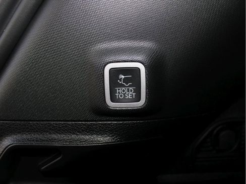 New 2025 Jeep Grand Cherokee Limited w/ Black Appearance Package image 26