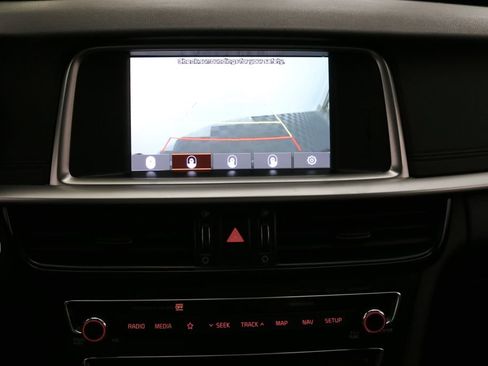 Used 2019 Kia Optima SX w/ SX Limited (Bronze) Package FWD image 25