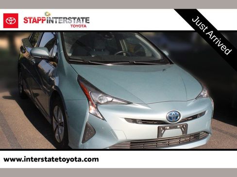 Used 2018 Toyota Prius Three FWD image 1